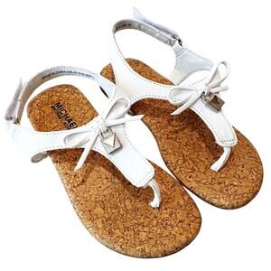 Michael Kors Little Girls White Sandals sz 10 Thong Sandals
